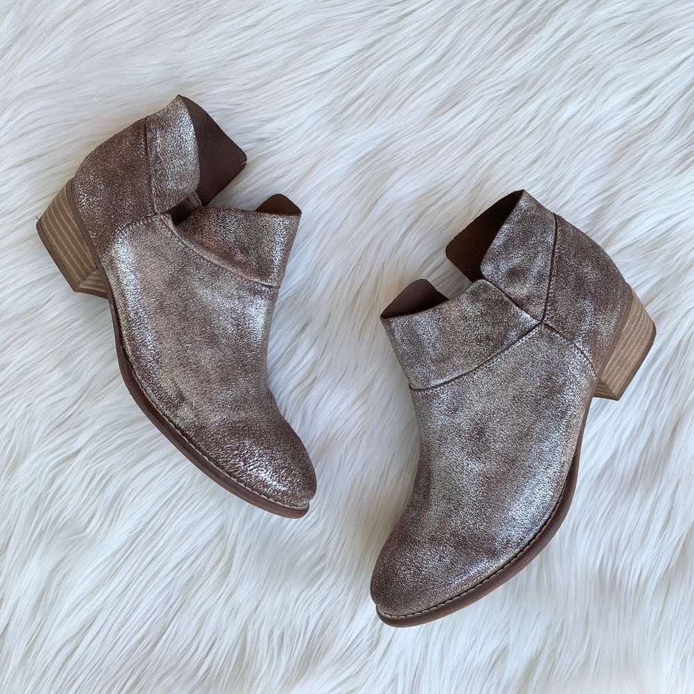 Seychelles Metallic Leather Ankle Boots